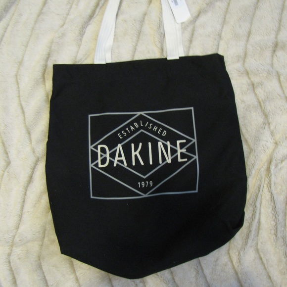 Dakine Handbags - New NWT Women Girl Canvas Tote 21L Dakine